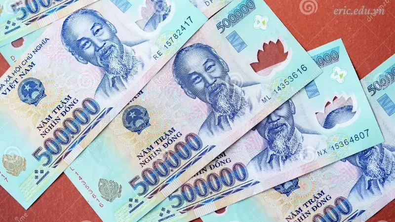 Mơ thấy tiền 500 nghìn bay lơ lửng trên không
