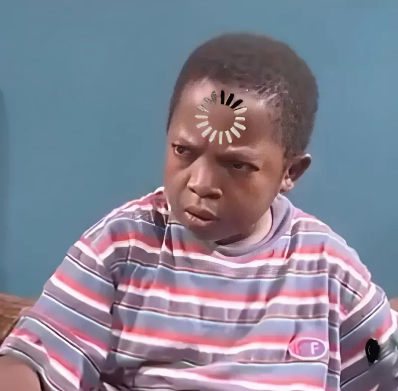 Meme anh da đen gãi đầu cười là sự kết hợp giữa sự ngạc nhiên và hài hước.