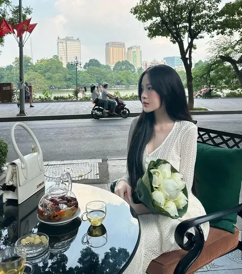 Gái xinh tik gây ấn tượng mạnh mẽ nhờ vẻ đẹp thuần khiết