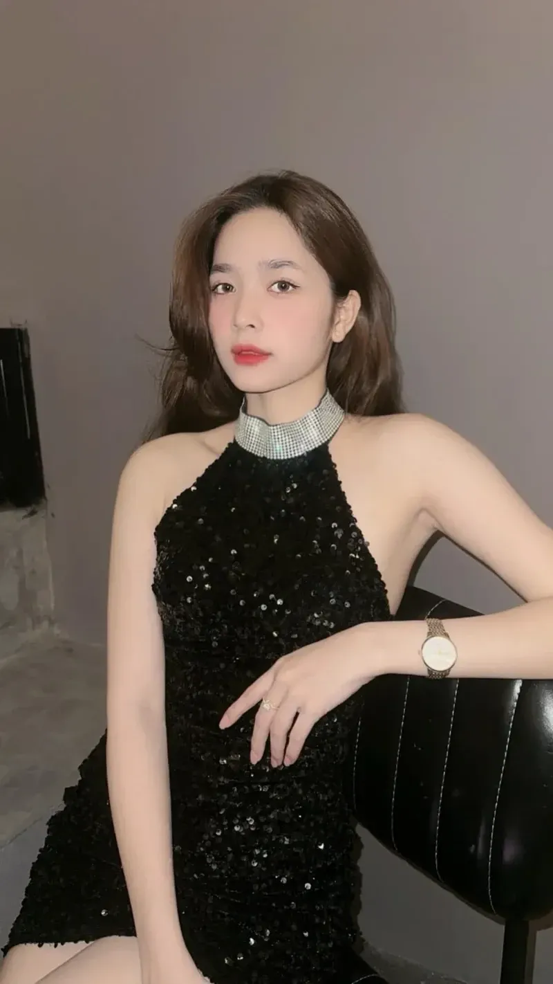 girl xinh Váy ngắn