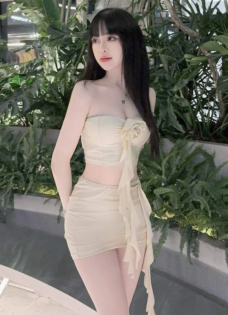 Ảnh gái K6 che mặt tạo cảm giác bí ẩn và đầy cuốn hút