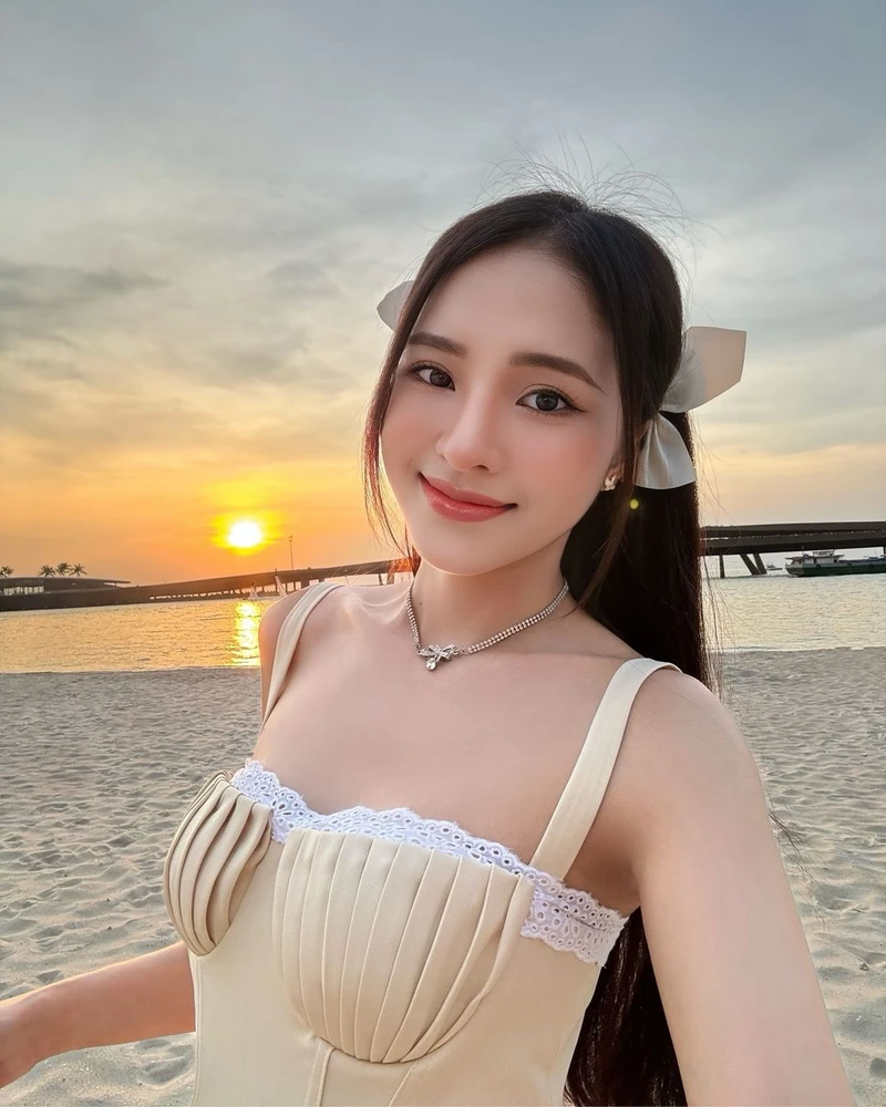 Ảnh gái xinh K4 ghi lại nét đẹp trẻ trung và thu hút ánh nhìn