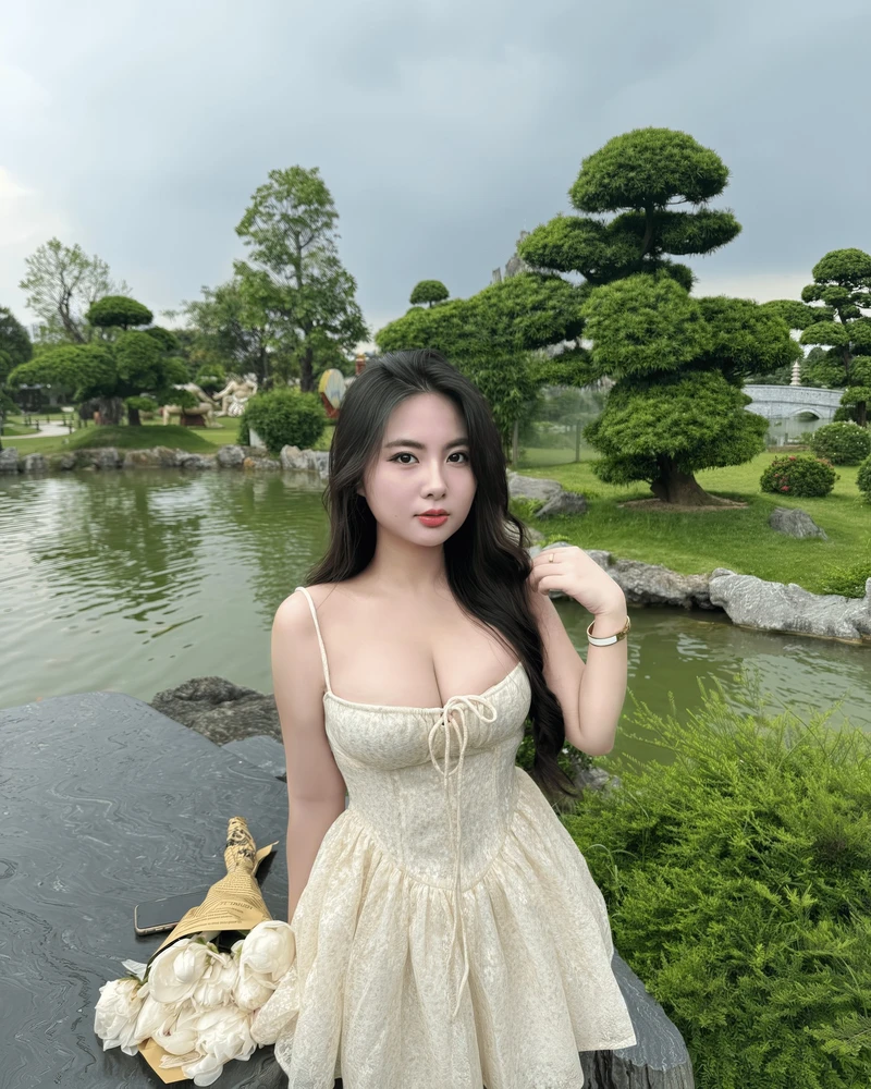 Ảnh nữ K4 thể hiện vẻ đẹp tự nhiên và rạng rỡ qua góc chụp