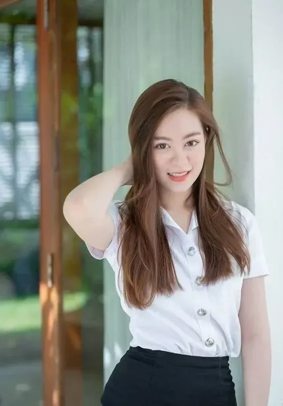 công cụ mặc váy xinh xắn