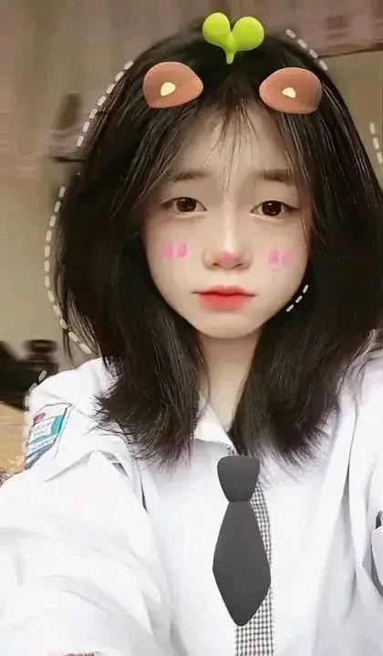 Anh gái đẹp cute mang đến cảm giác dễ thương và thu hút