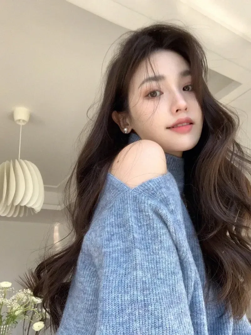 Hình nền gái xinh 4k cho điện thoại giúp tạo cảm giác tươi mới và hiện đại