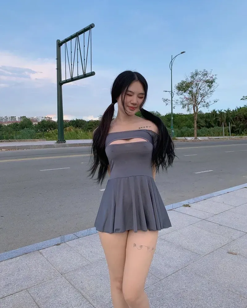 Gái xinh trên youtube thu hút người xem với vẻ đẹp tự nhiên