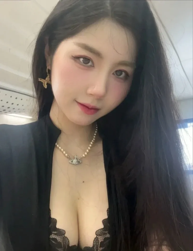 Cô gái xinh đẹp nhất trung quốc nổi bật với nét duyên dáng và cuốn hút