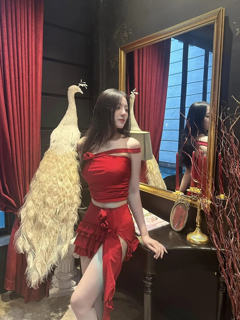 Chụp ảnh 3 mẹ con đẹp ghi lại khoảnh khắc gia đình ấm áp và đáng nhớ