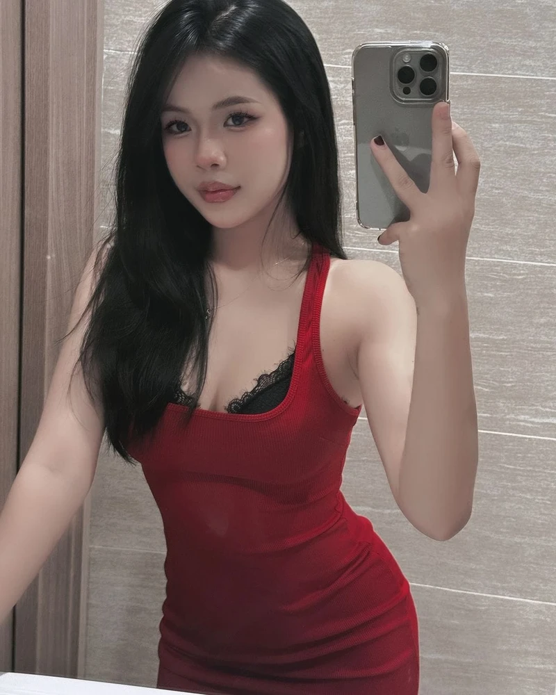 Anh gái mạng thể hiện phong thái tự nhiên và cuốn hút
