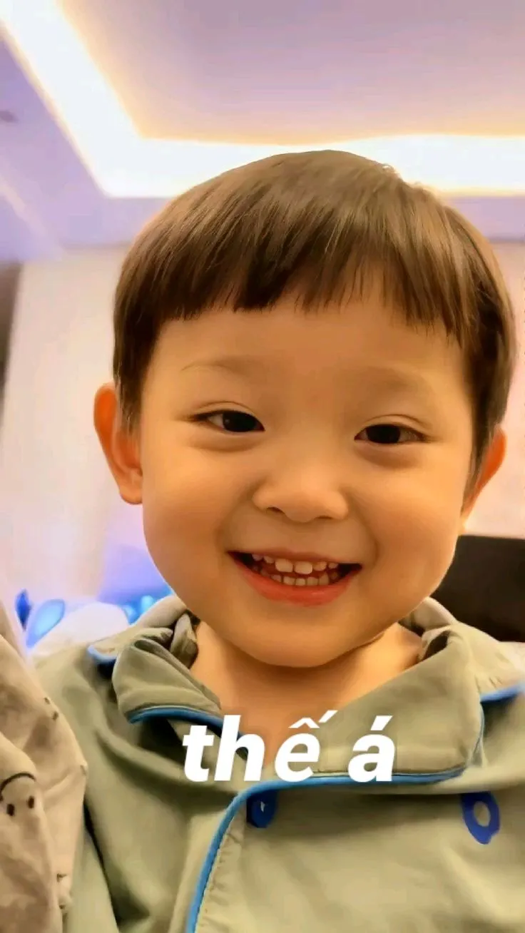 Meme bất ngờ chưa bà già nổi bật trên mạng xã hội với sự hài hước khó cưỡng