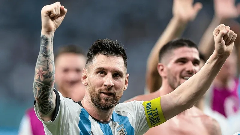 Những khoảnh khắc Messi chế thành meme luôn thu hút sự chú ý từ fan.