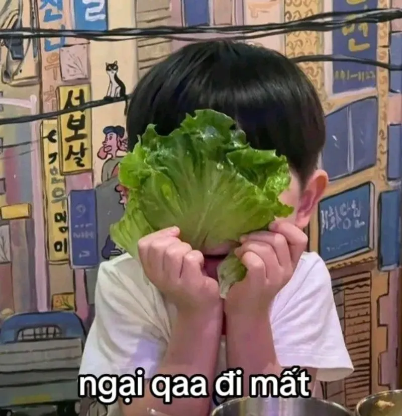 Meme ngại ngùng gãi đầu cute mang lại sự vui nhộn không thể thiếu trong bộ sưu tập của bạn.