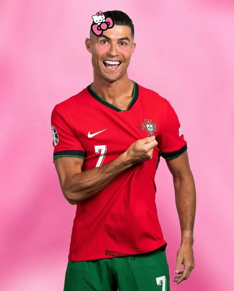 Ronaldo và pha ăn mừng 