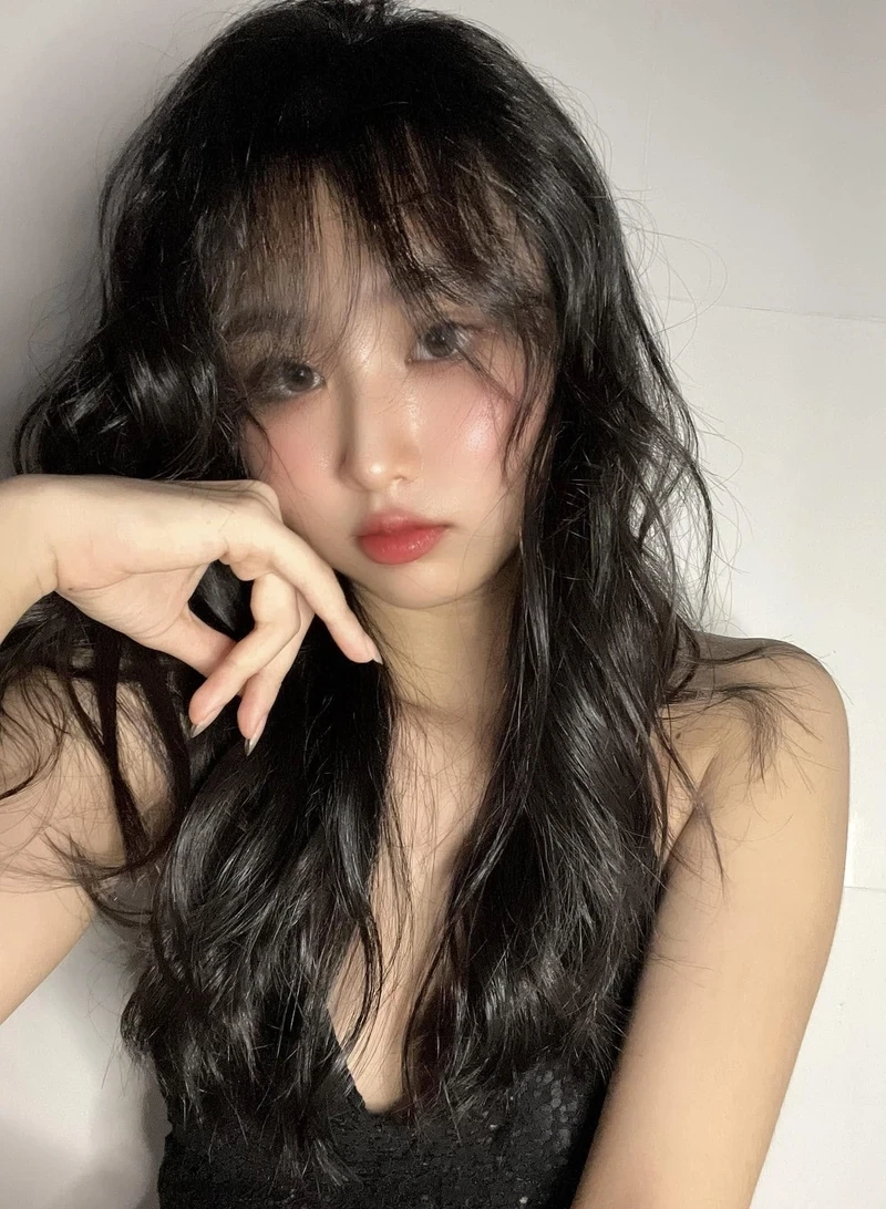 Ảnh avatar cô gái cute thể hiện sự ngọt ngào và dễ mến
