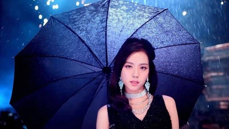 Avatar Lisa Blackpink mang vẻ đẹp cá tính và đầy cuốn hút