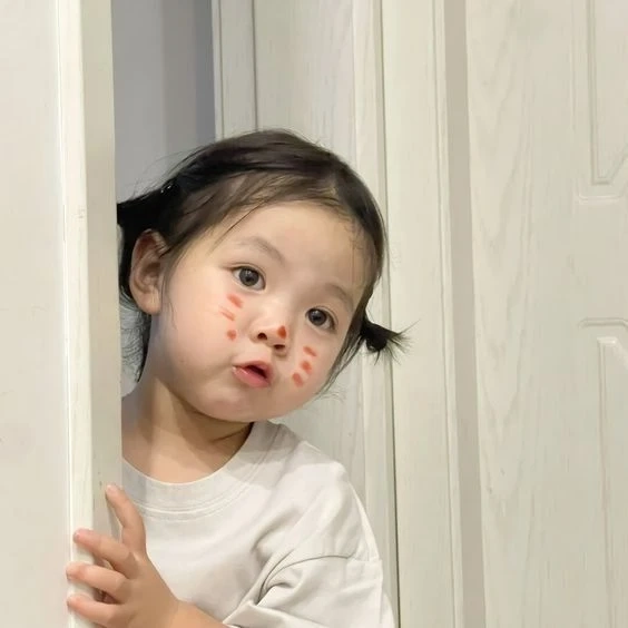 Avatar em bé trai cute tạo cảm giác ngọt ngào và vui tươi