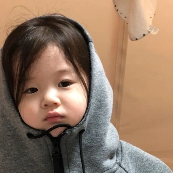 Hình nền trẻ con dễ thương tạo không gian vui tươi, ngọt ngào