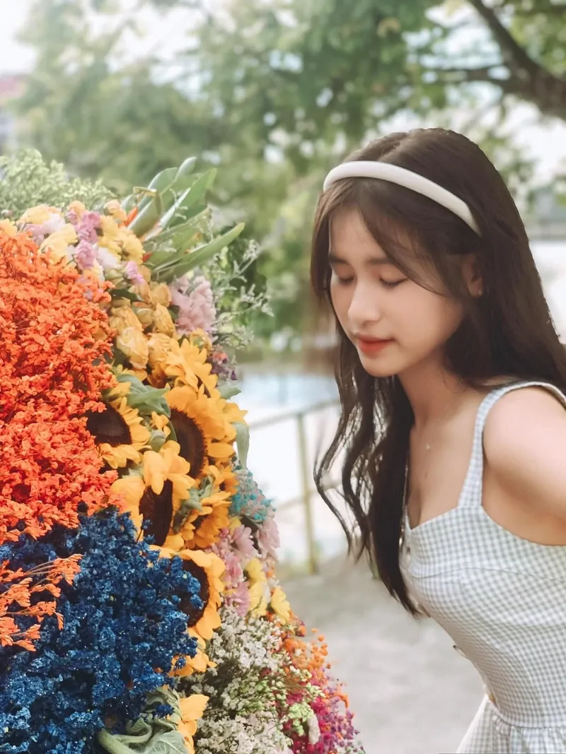 gái xinh mặc bikini sexy