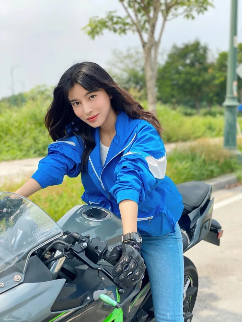 Nữ diễn viên Cao Thái Hà nổi bật với tài năng và sự cống hiến nghệ thuật