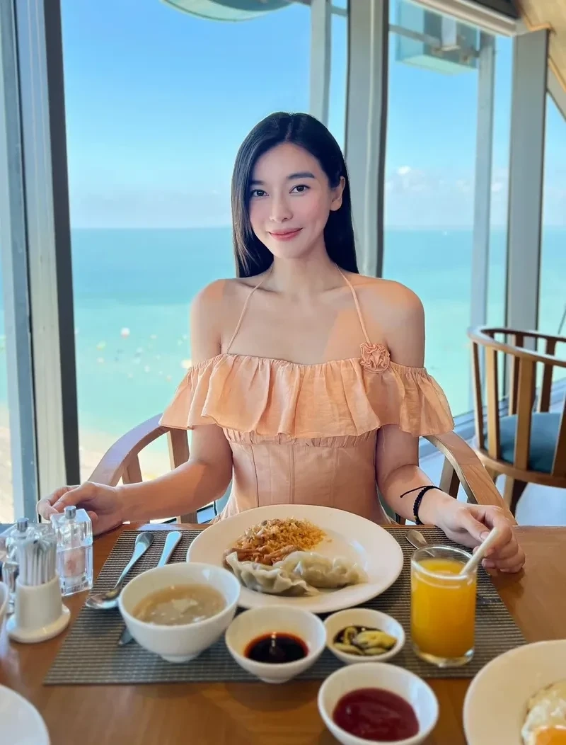 Nghệ sĩ Cao Thái Hà luôn được khán giả kính trọng bởi sự tận tâm với nghề