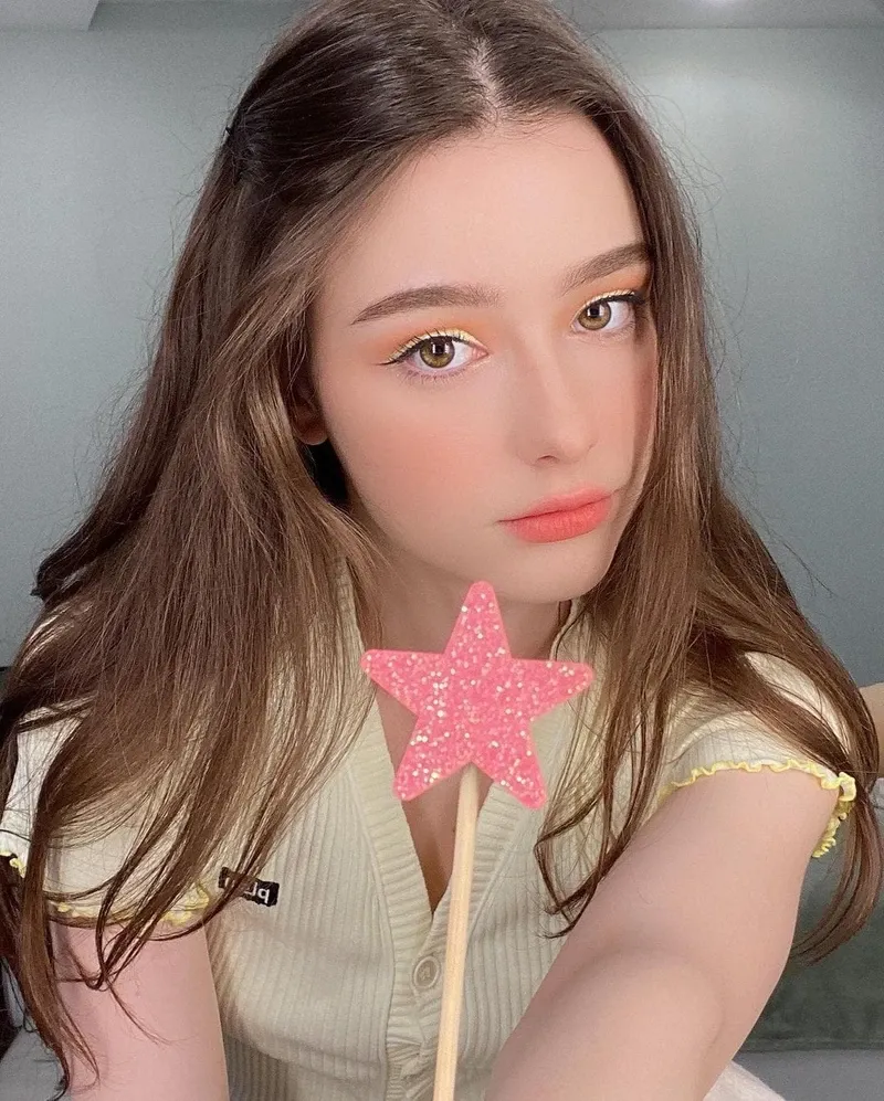 Anh con gái cute mang đến vẻ đẹp ngọt ngào và dễ thương