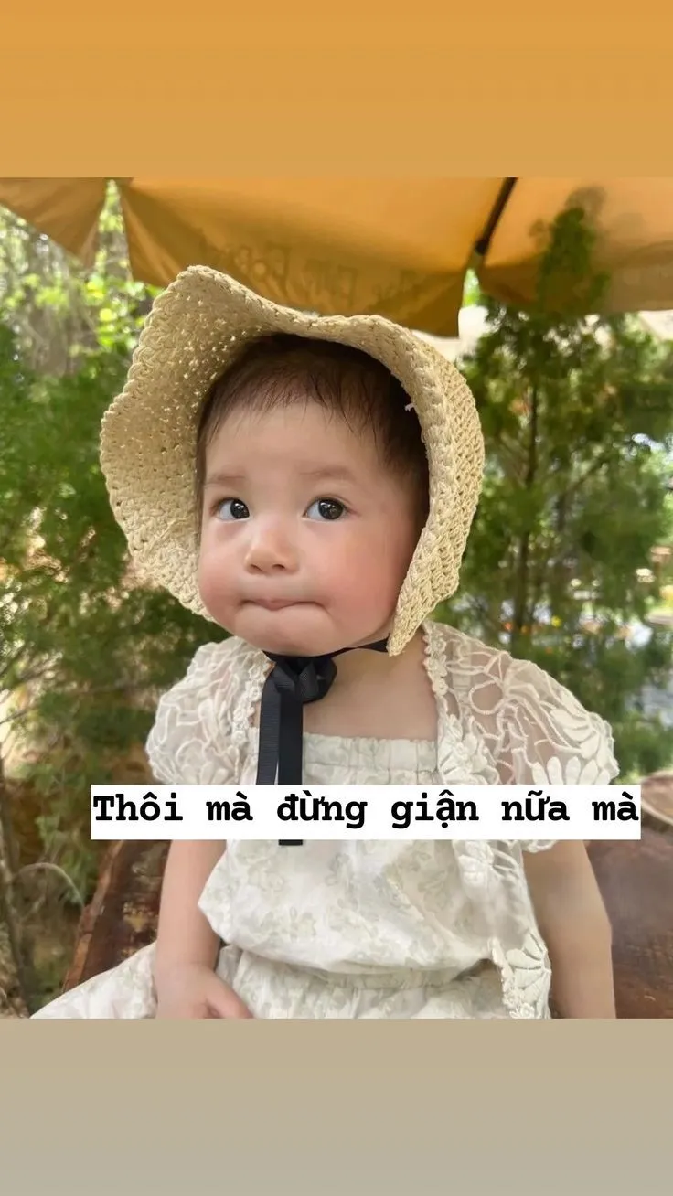 Meme em bé trái tim là cách tuyệt vời để thể hiện tình yêu thương.