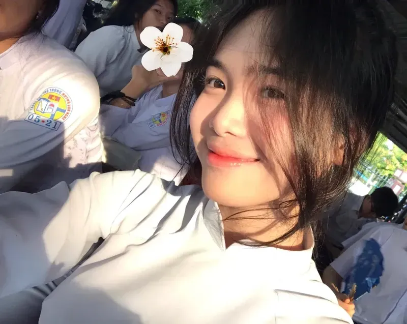 ảnh gái xinh 2k5