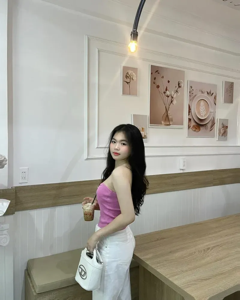ảnh gái xinh chân dài