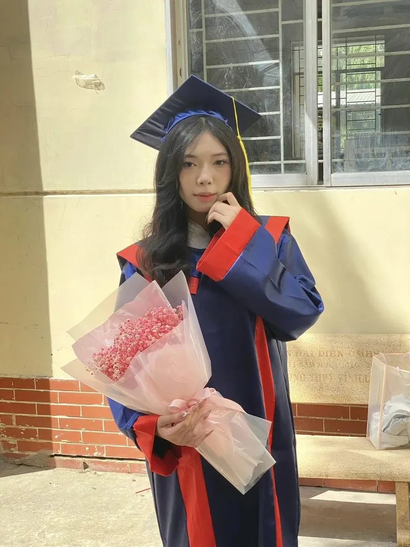 Ảnh K8 nữ thể hiện nét đẹp tự nhiên và ánh sáng hài hòa