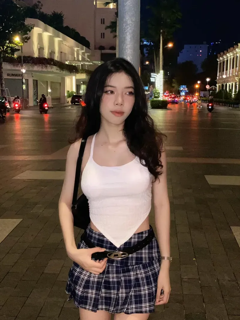 Ảnh con gái K7 mang đến cảm giác gần gũi và dễ thương qua từng góc chụp