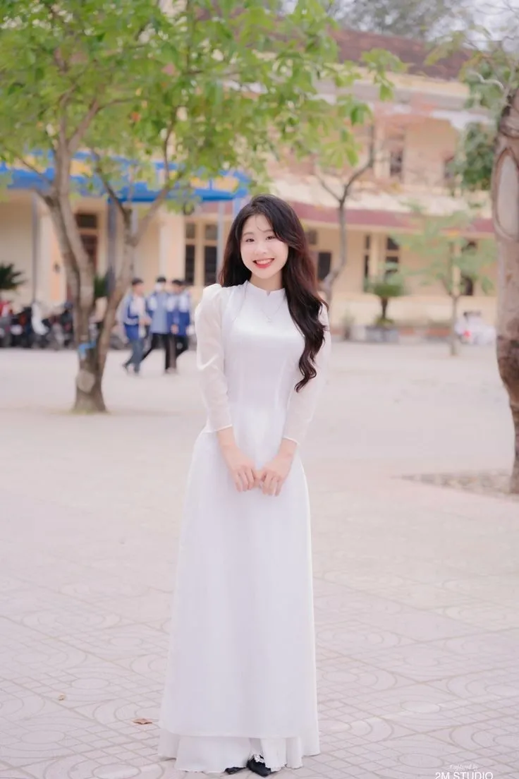 ảnh gái đẹp mặc áo dài