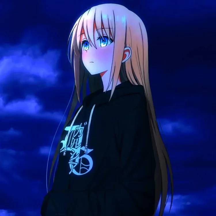 Anime tóc ngắn đeo kính với vẻ thông minh và cuốn hút tự nhiên