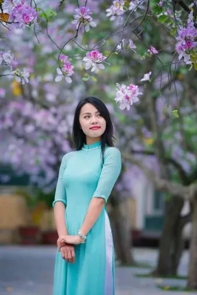 thuê áo dài tết