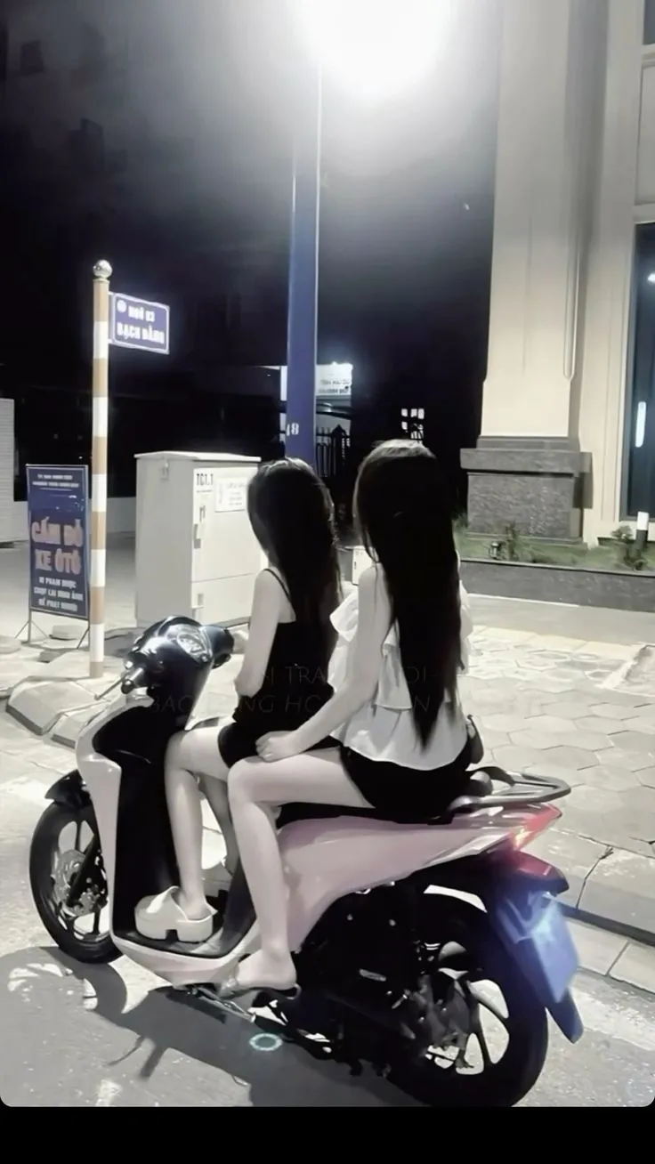 gái xinh xe đẹp