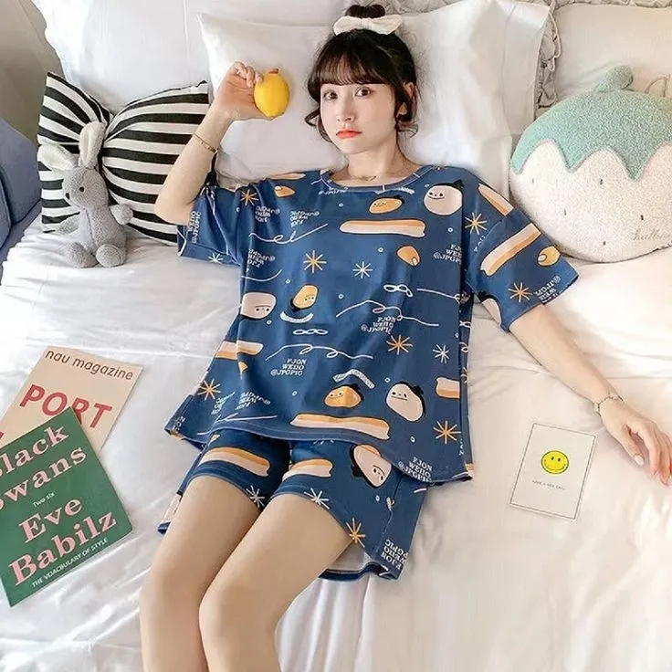 Gái xinh áo ngủ tạo ấn tượng với vẻ đẹp dịu dàng và tự nhiên