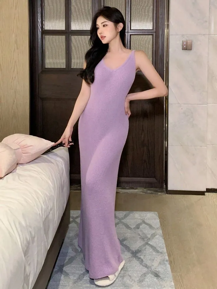 Gái đẹp mặc đồ ngủ thể hiện vẻ dịu dàng và cuốn hút tinh tế