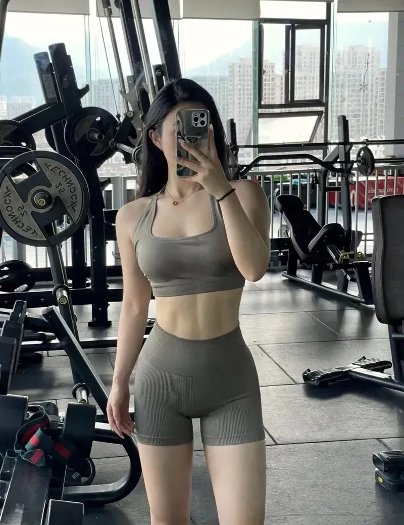 gai xinh gym