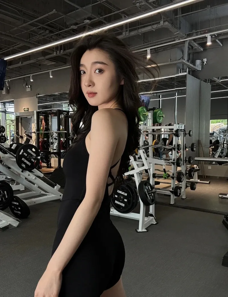 TikTok gái xinh cute cuốn hút người xem bằng nét đẹp dễ thương