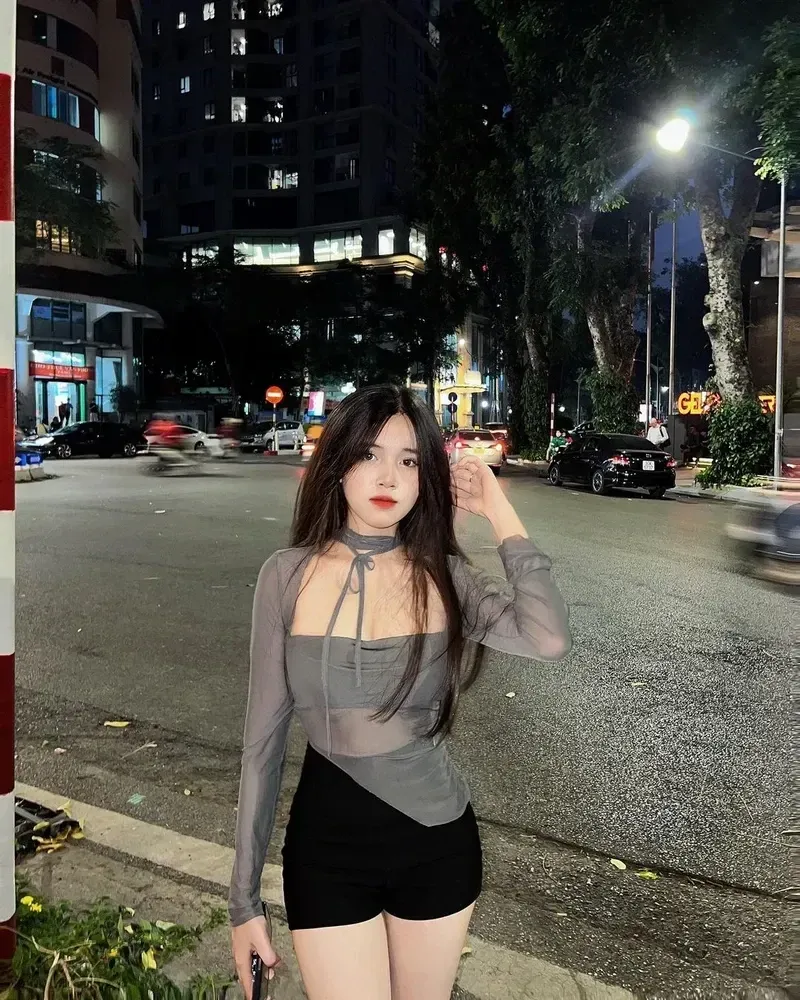 Gái xinh FB luôn gây sự chú ý nhờ vẻ đẹp thanh thoát, dễ chịu