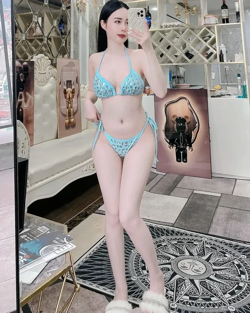 Gái xinh TikTok nổi bật với vẻ đẹp tự nhiên, đầy sức hút.