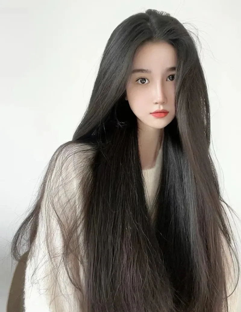 kiểu tóc dài xoăn nhẹ