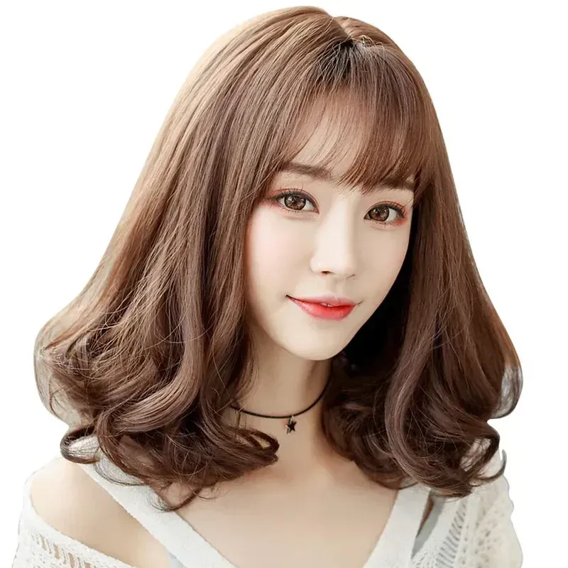 tóc ngắn ngang vai
