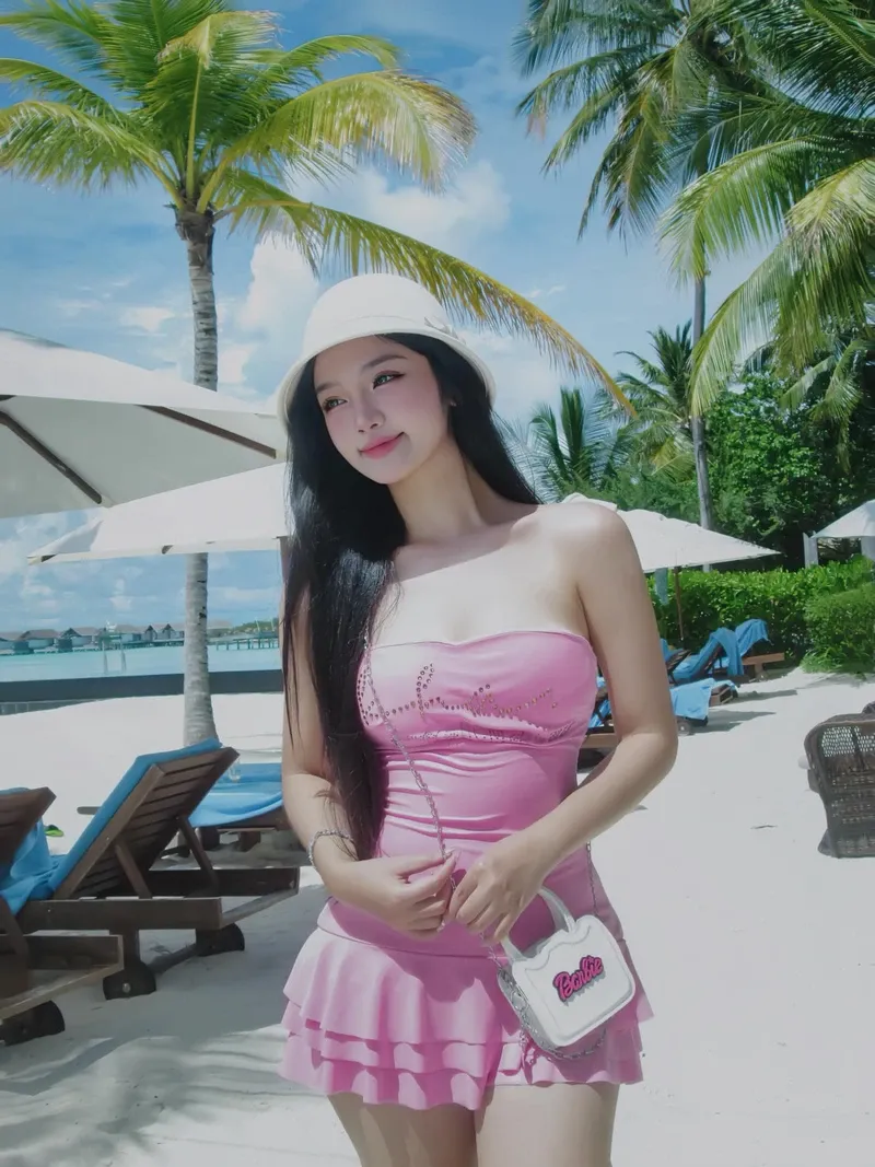 Tiktok gái xinh sở hữu vẻ đẹp tự nhiên, thu hút mọi ánh nhìn