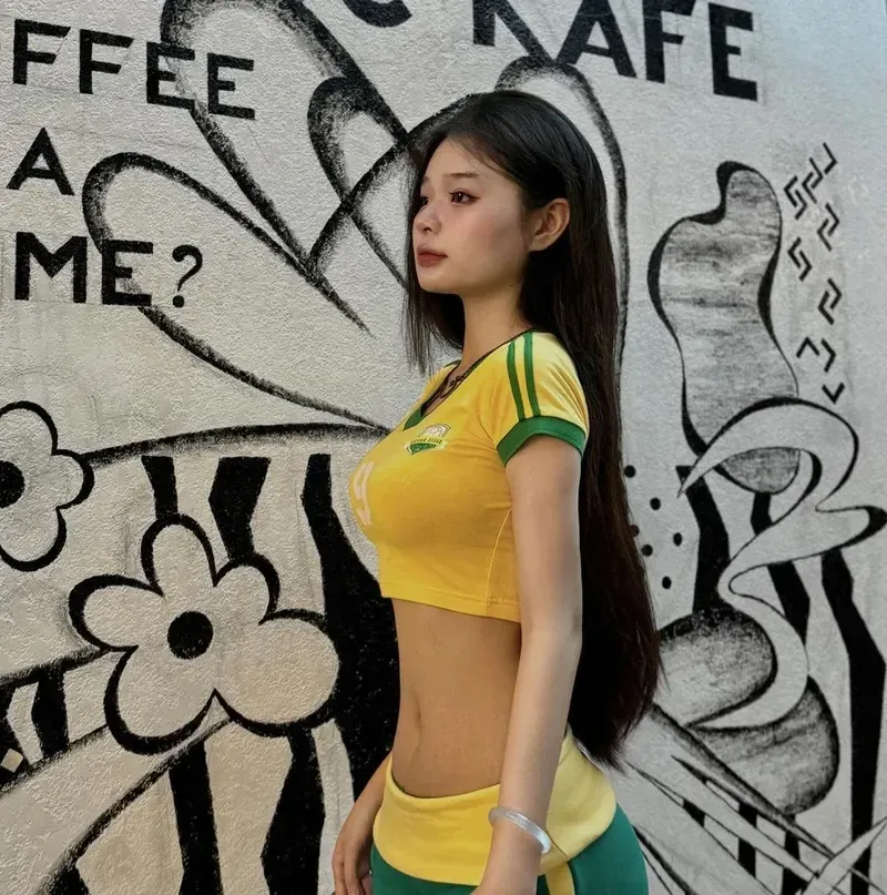 TikTok xinh sở hữu vẻ đẹp nhẹ nhàng, dễ thương và đầy cuốn hút