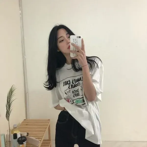 ảnh gái xinh tóc ngang vai 2k7 che mặt