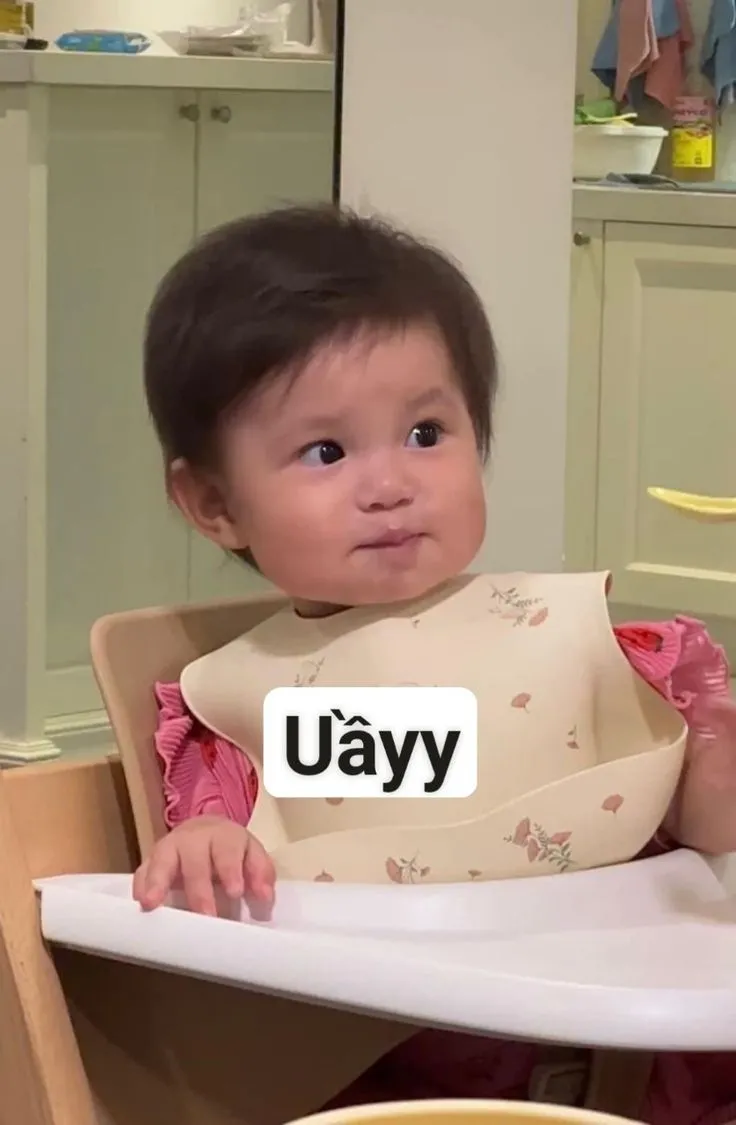 Meme cậu bé da đen bất ngờ khiến mọi người bật cười vì sự đáng yêu
