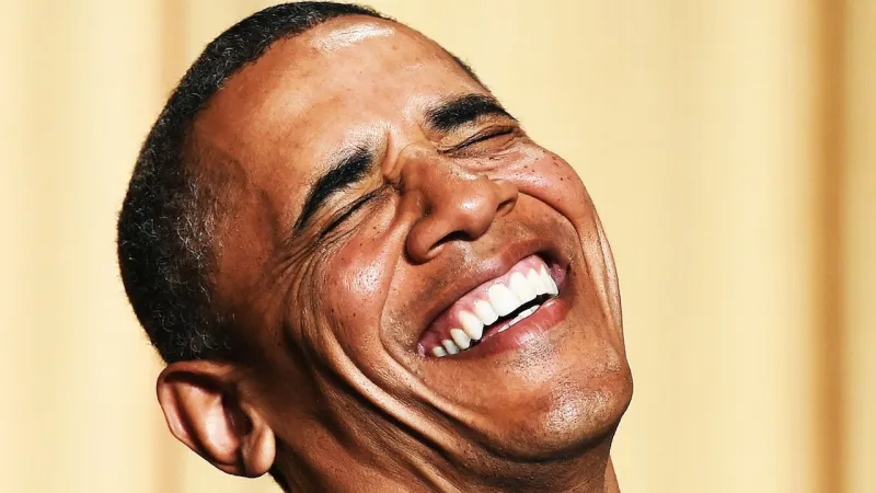 Meme cười nhe răng mang đến sự tự nhiên nhưng cũng đầy châm biếm, tạo ra sự hài hước độc đáo.
