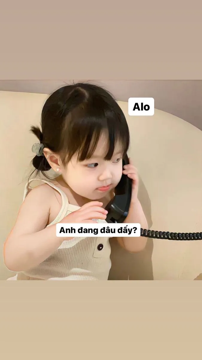 Meme em bé xin lỗi là cách truyền tải sự đáng yêu đến mọi người xung quanh.
