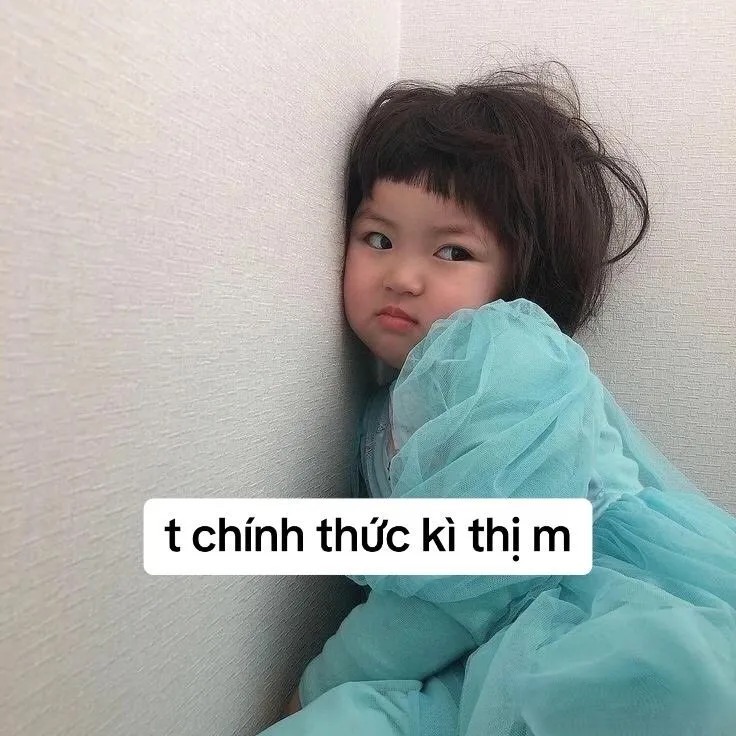 Ảnh em bé cute meme là lựa chọn hoàn hảo để lan tỏa sự dễ thương.